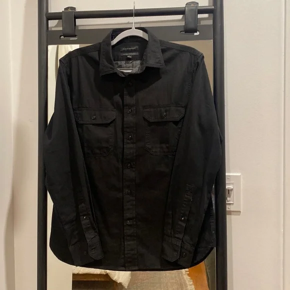 Banana Republic | Shirts | Banana Republic Black Untucked Standard Fit  Button Down Shirt Small | Poshmark